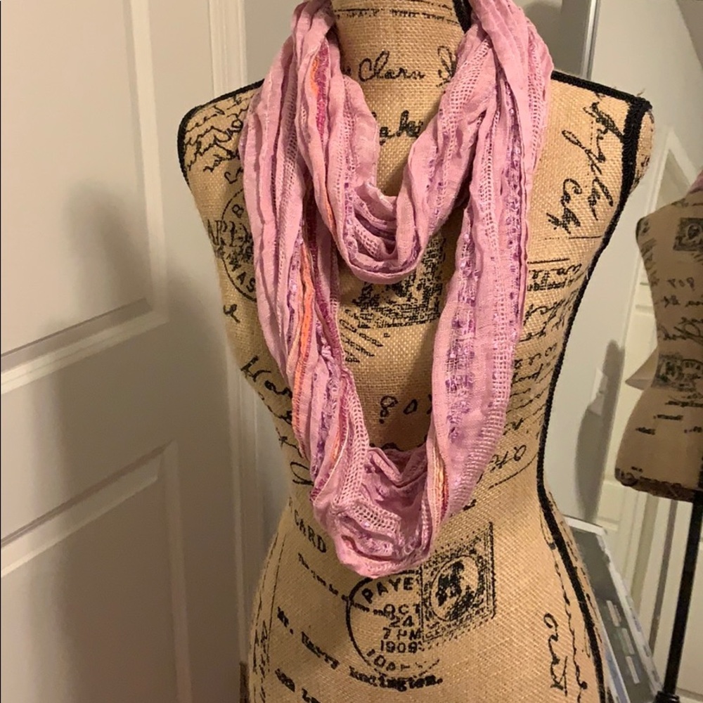 Pink scarf with sparkles